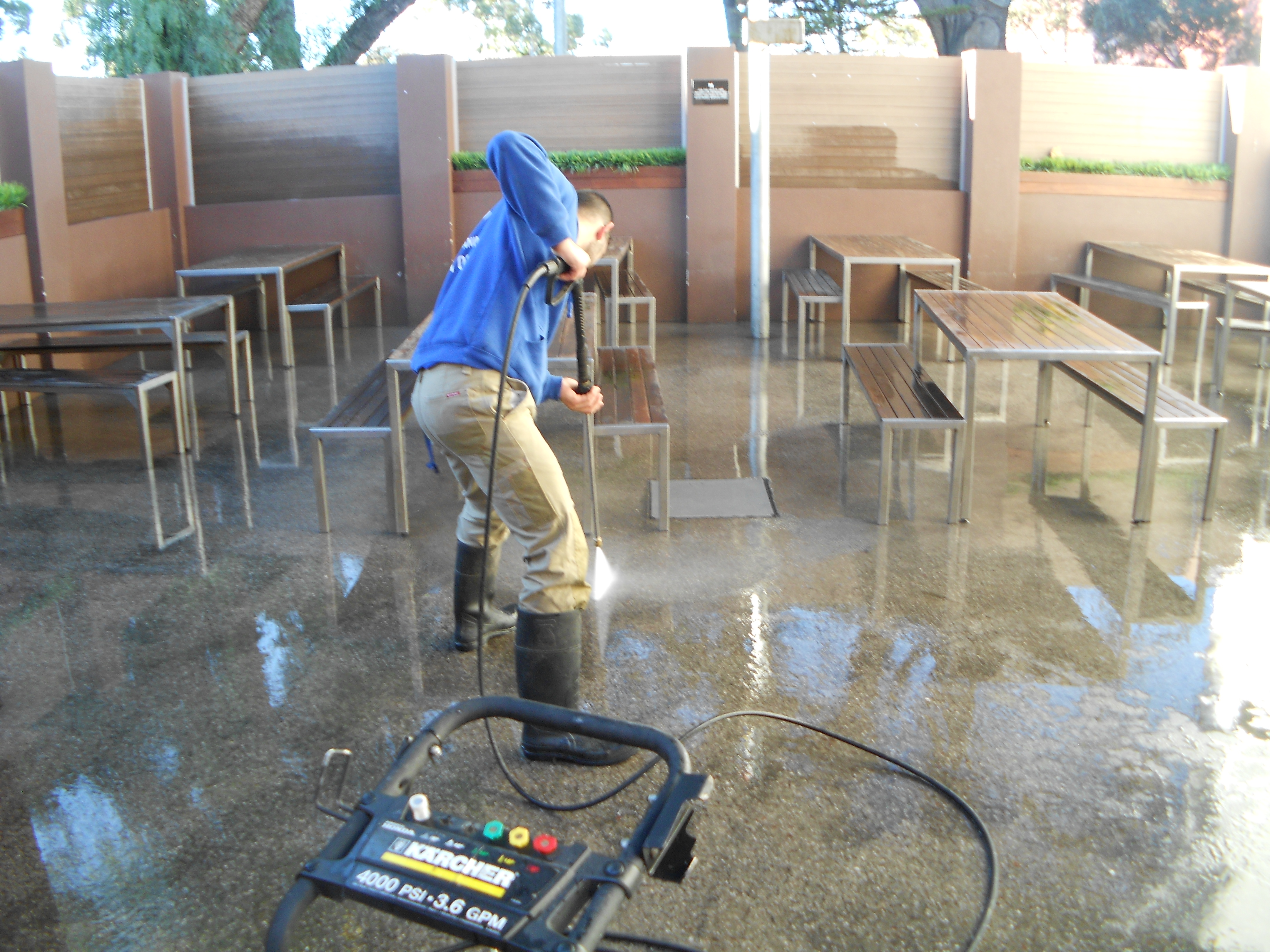 http://pristinepropertysolutions.com.au/wp-content/uploads/2014/08/commercial-cleaning.jpg http://pristinepropertysolutions.com.au/wp-content/uploads/2014/08/commercial-cleaning.jpg